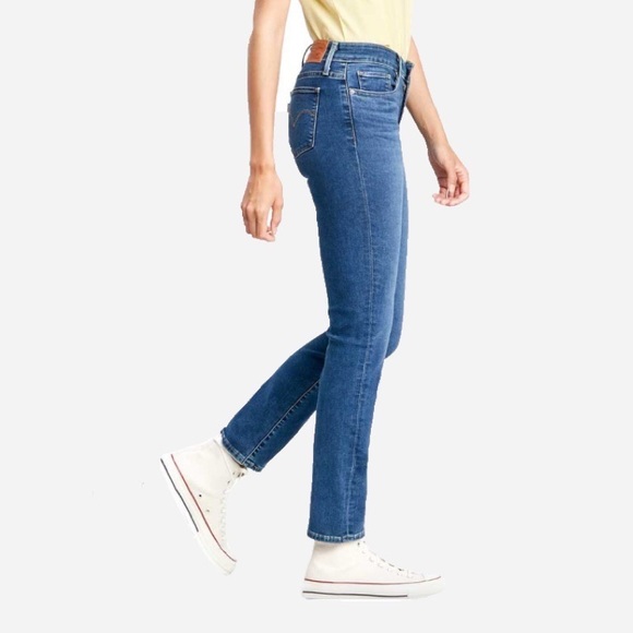 Levi's Denim - 🌸New🌸 Levi’s 712 Slim Jeans size 26”x32” NWT